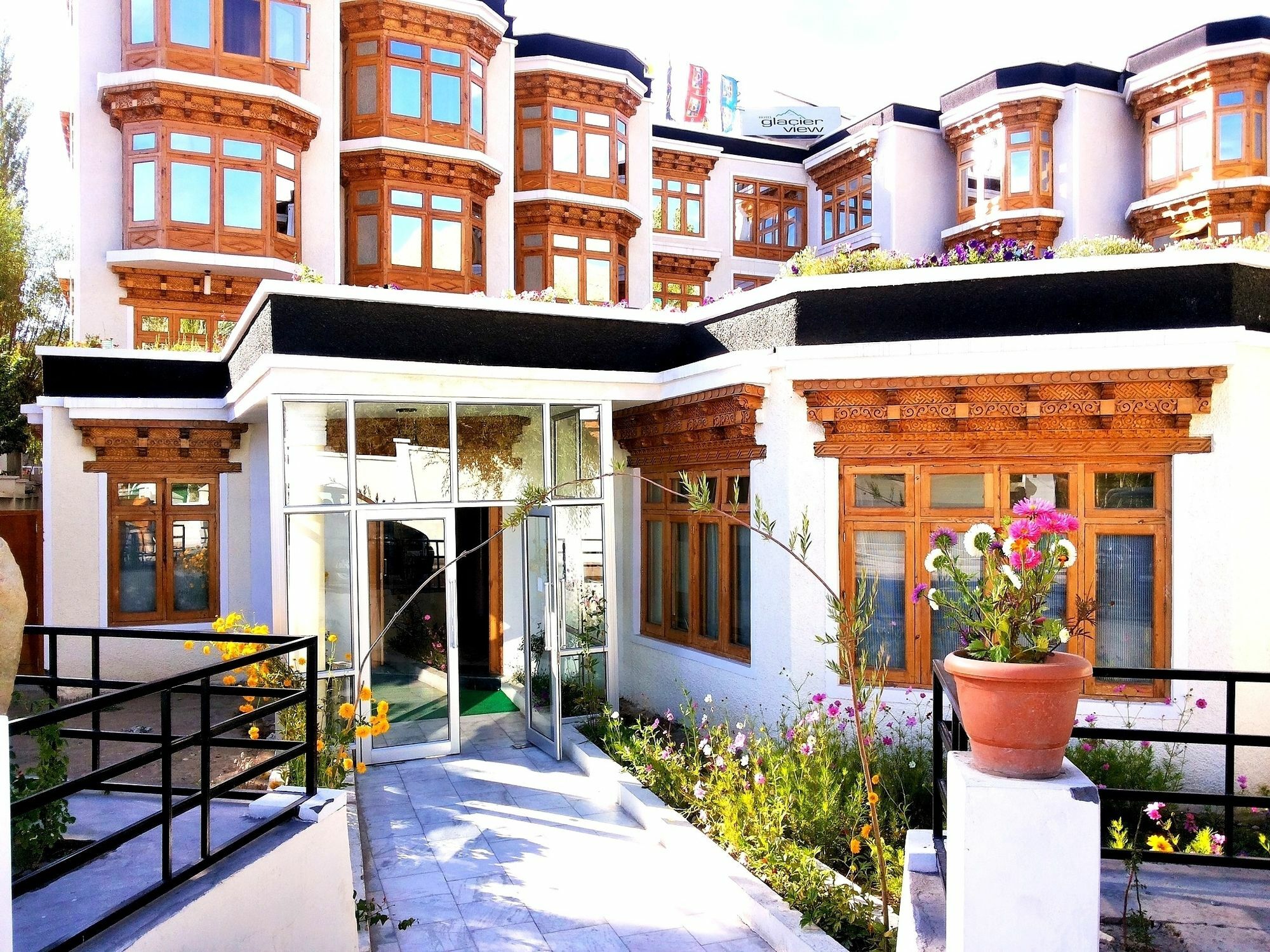 Hotel New Glacier View Leh Exterior foto